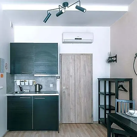 Brother House Aparthotel 3*