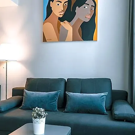 Апарт-отель Brother House 3*