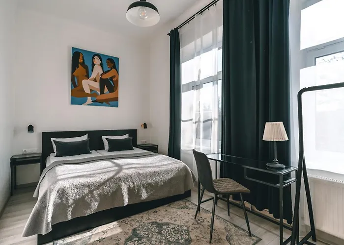 Aparthotel Brother House