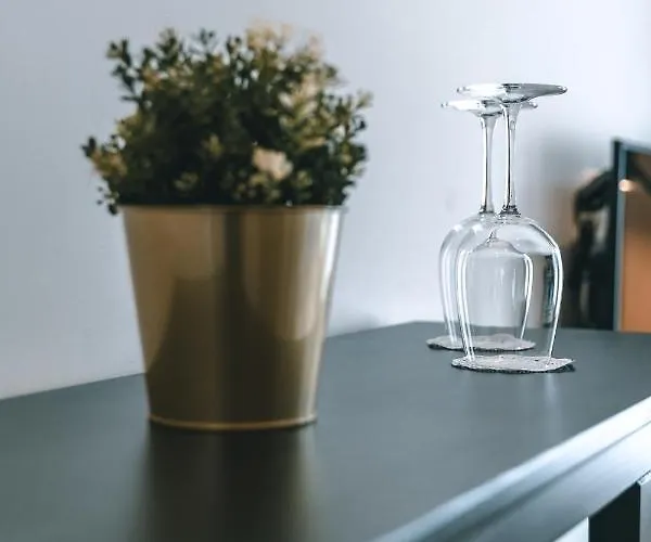 Brother House Aparthotel