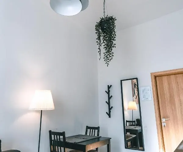 Aparthotel Brother House