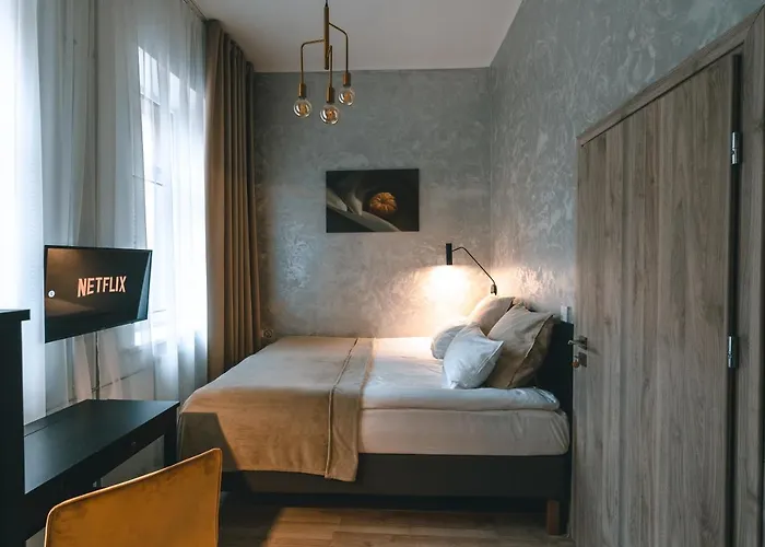 Brother House Aparthotel 3*